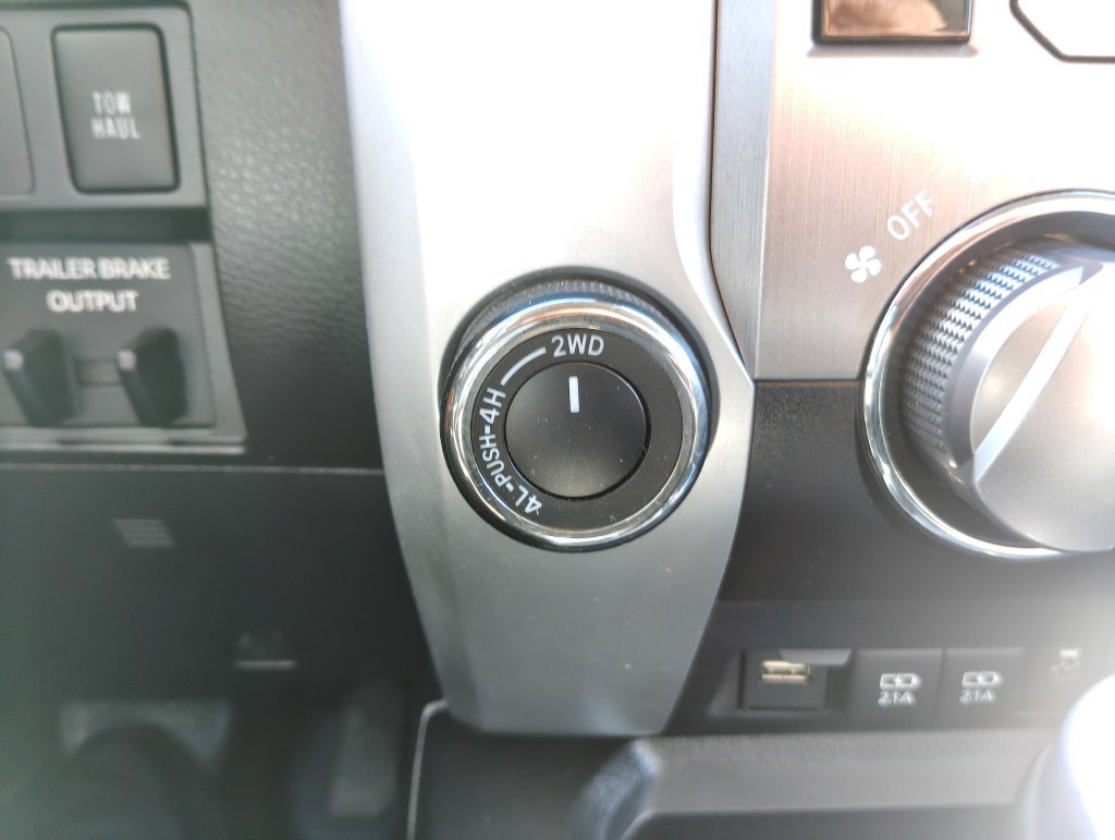 Used 2021 Toyota Tundra SR5 AWD/4WD image 23