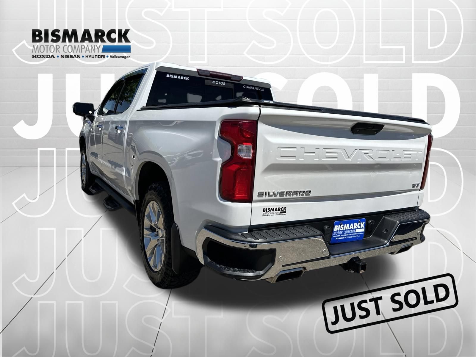 Used 2019 Chevrolet Silverado 1500 LTZ w/ LTZ Premium Package AWD/4WD image 4