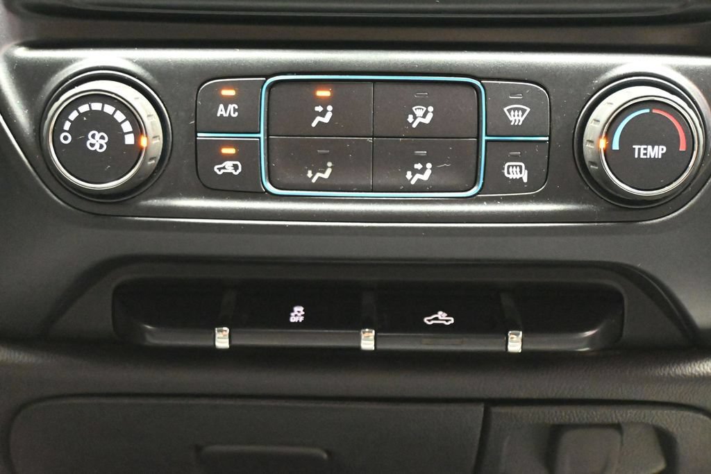 Used 2019 Chevrolet Silverado 2500 W/T AWD/4WD image 19
