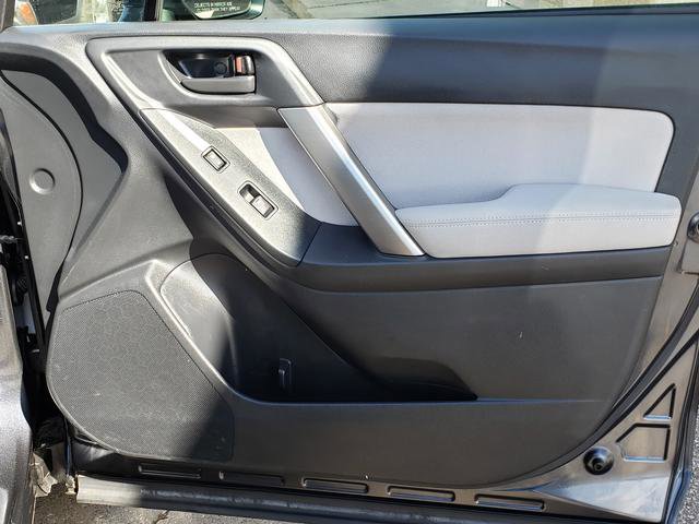 Used 2015 Subaru Forester 2.5i Premium w/ All-Weather Package image 19