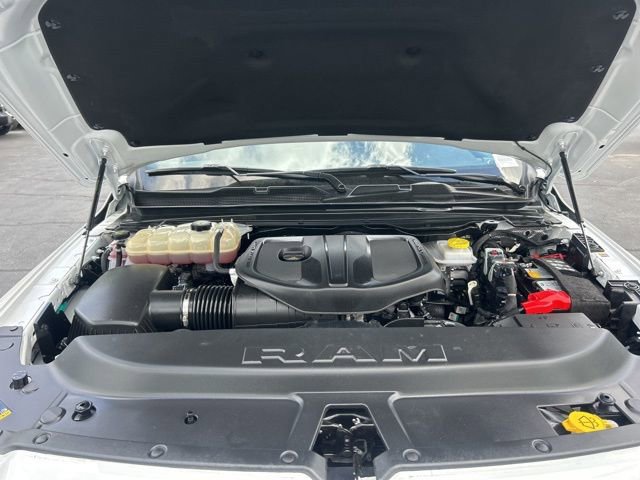 Used 2025 RAM 1500 Big Horn AWD/4WD image 16