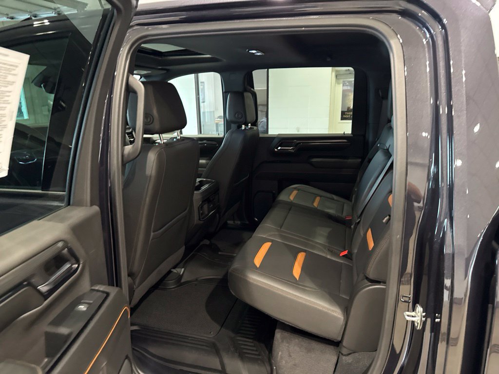 Used 2024 GMC Sierra 3500 AT4 AWD/4WD image 16