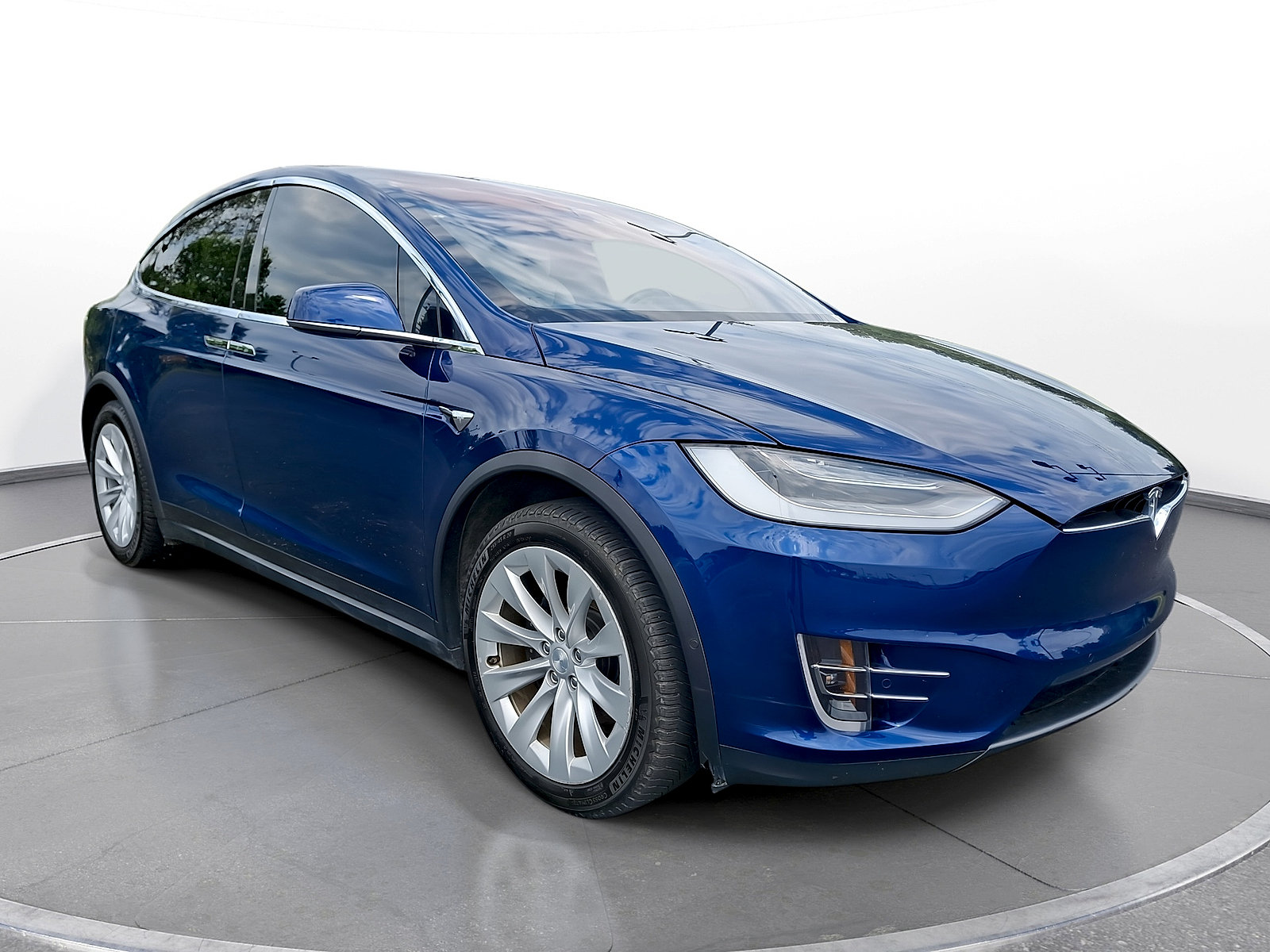 Used 2020 Tesla Model X Long Range AWD/4WD image 1