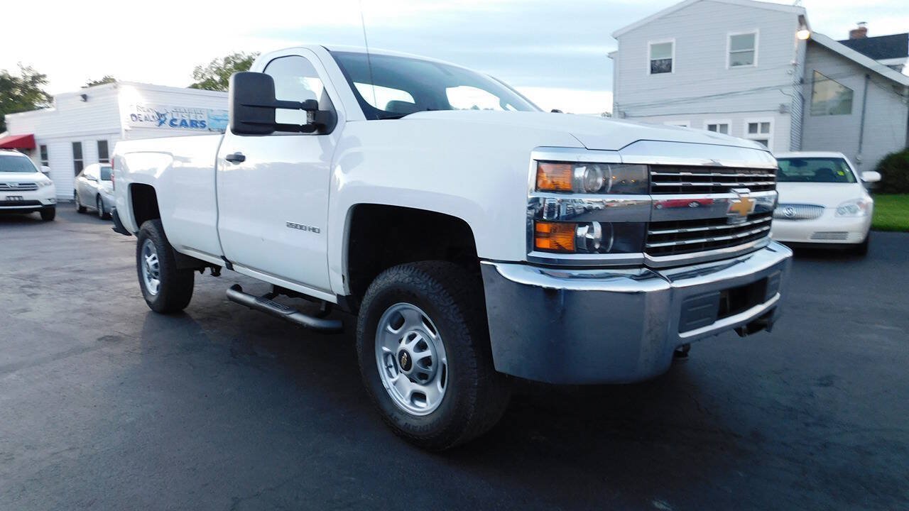 Used 2018 Chevrolet Silverado 2500 W/T AWD/4WD image 3