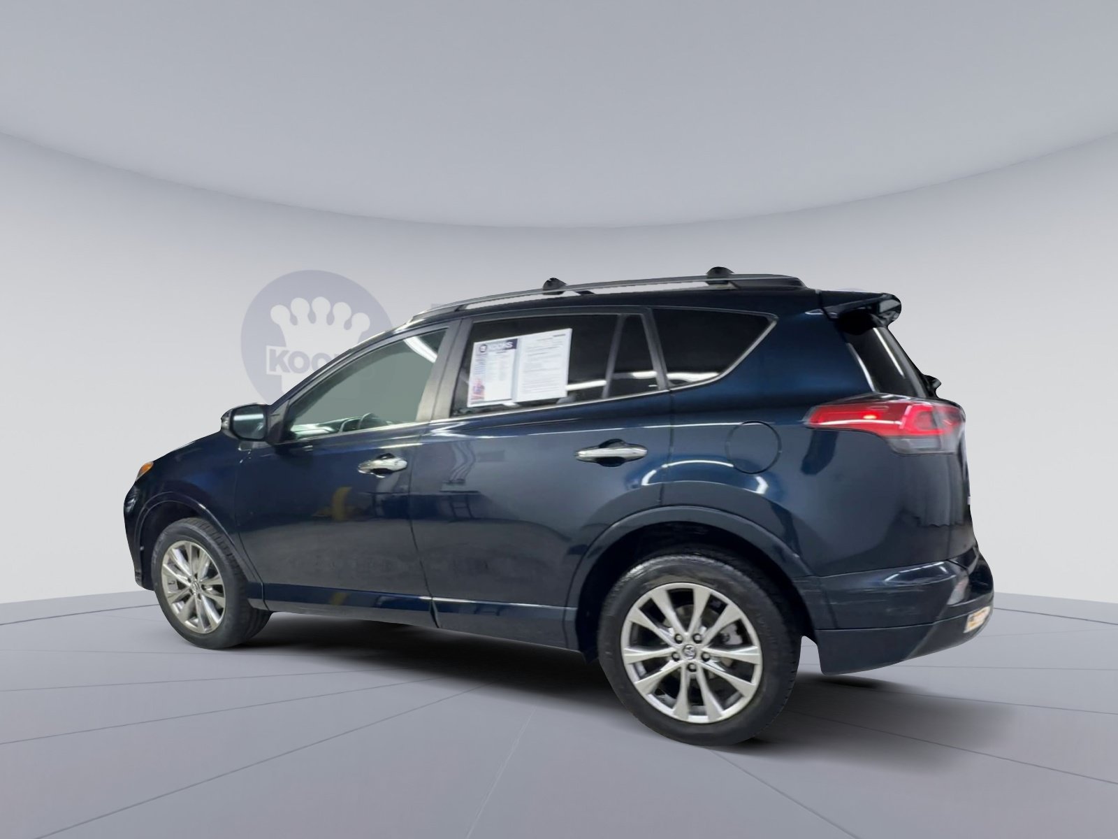 Used 2017 Toyota RAV4 Platinum AWD/4WD image 8