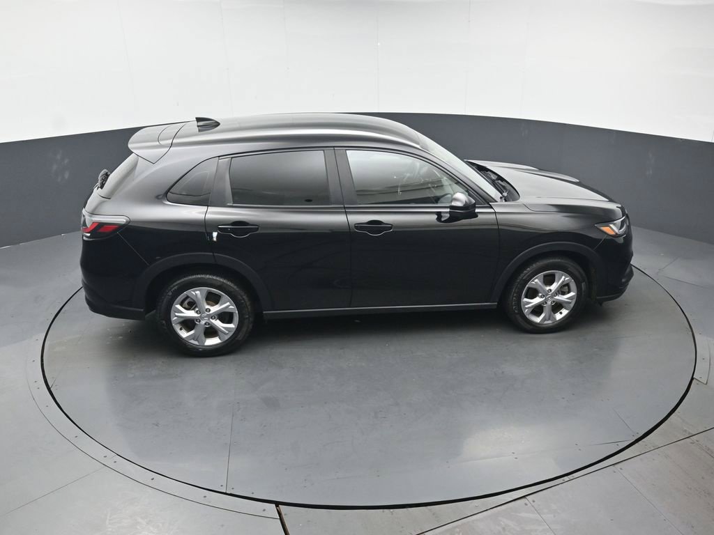 Certified 2024 Honda HR-V LX image 40