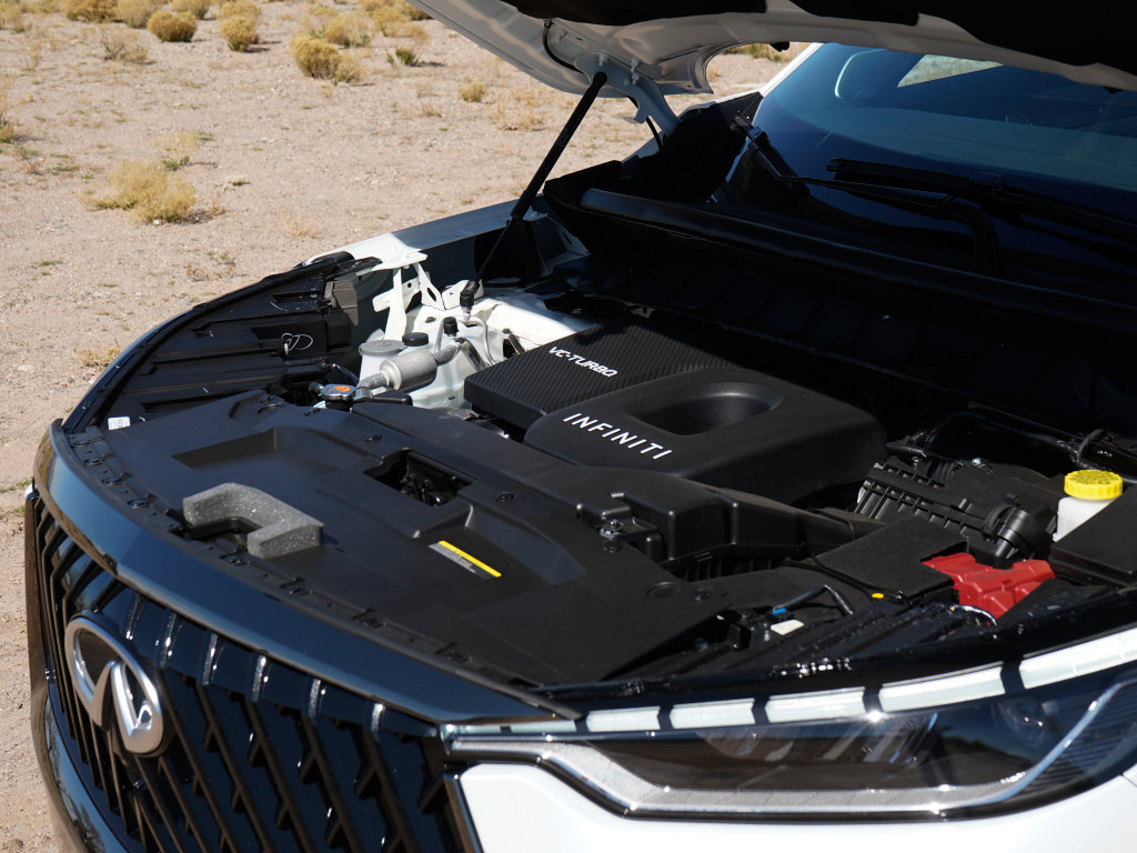 New 2026 INFINITI QX60 Sport w/ Dark Cargo Package image 6