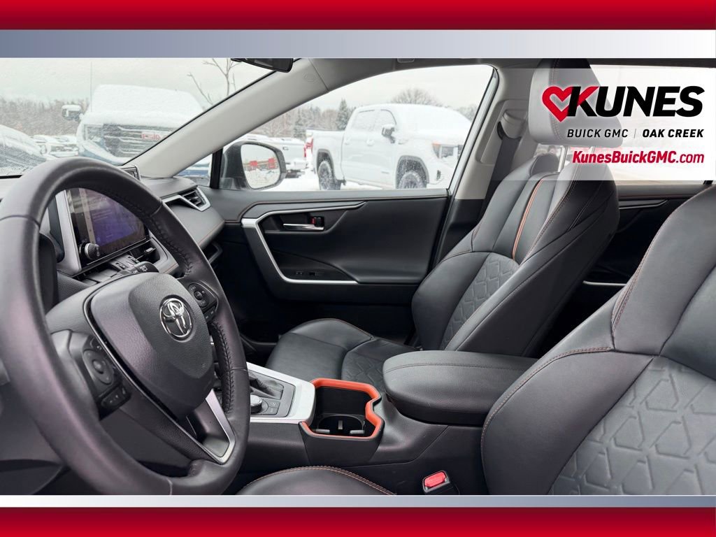 Used 2024 Toyota RAV4 Adventure image 12