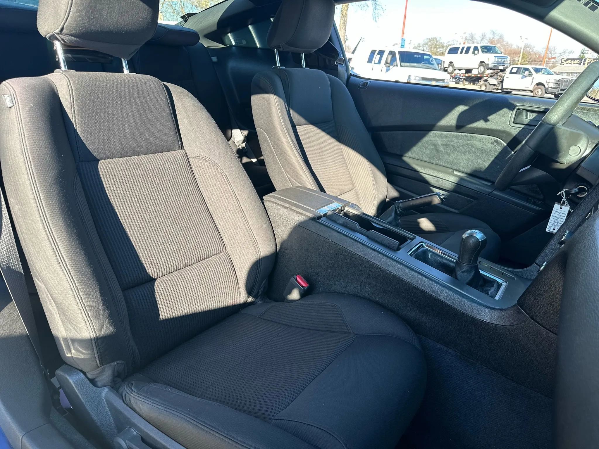 Used 2012 Ford Mustang Coupe image 9