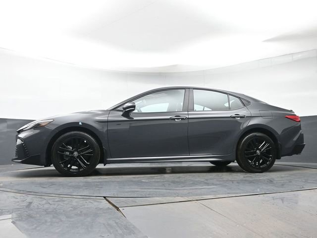 Used 2026 Toyota Camry SE AWD/4WD image 30