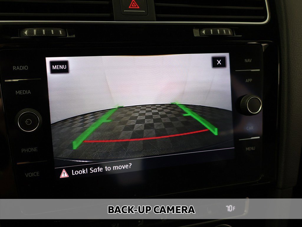 Used 2018 Volkswagen Golf R 4-Door image 6