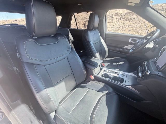 Used 2020 Ford Explorer ST w/ Premium Technology Package image 32