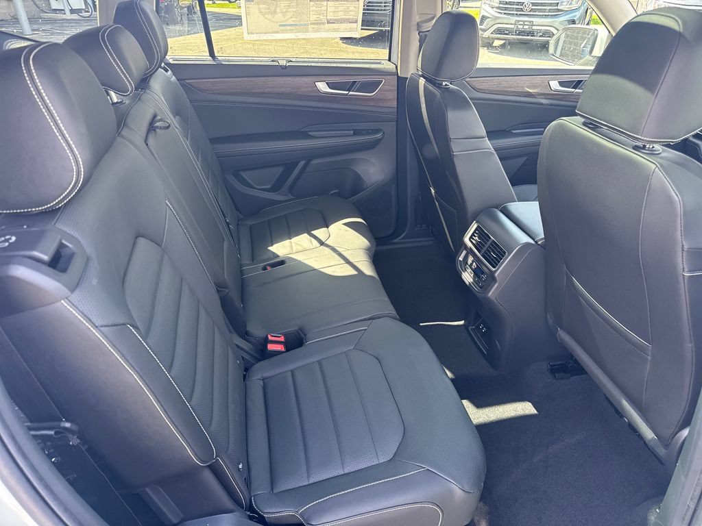 New 2026 Volkswagen Atlas SEL AWD/4WD image 14