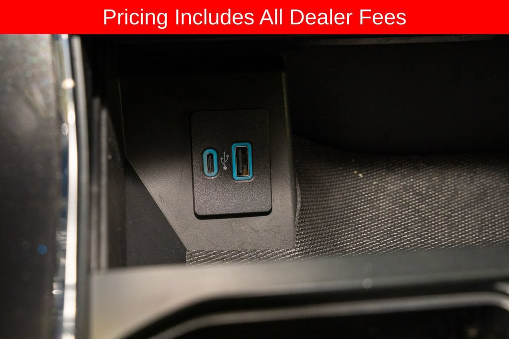 Used 2023 Ford F150 Lariat AWD/4WD image 16