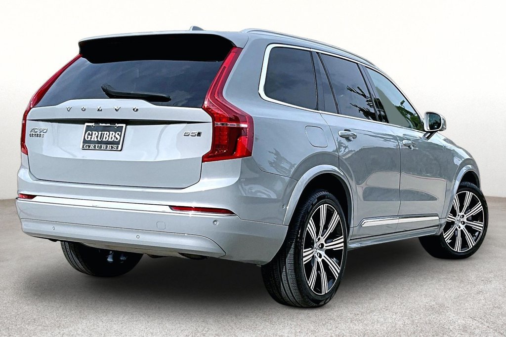 Used 2025 Volvo XC90 B5 Ultra AWD/4WD image 2