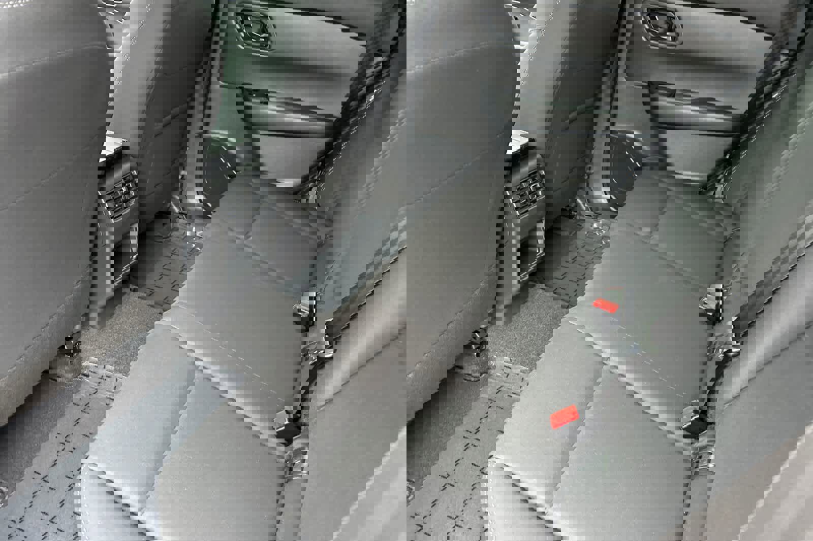 New 2026 Nissan Rogue S image 4