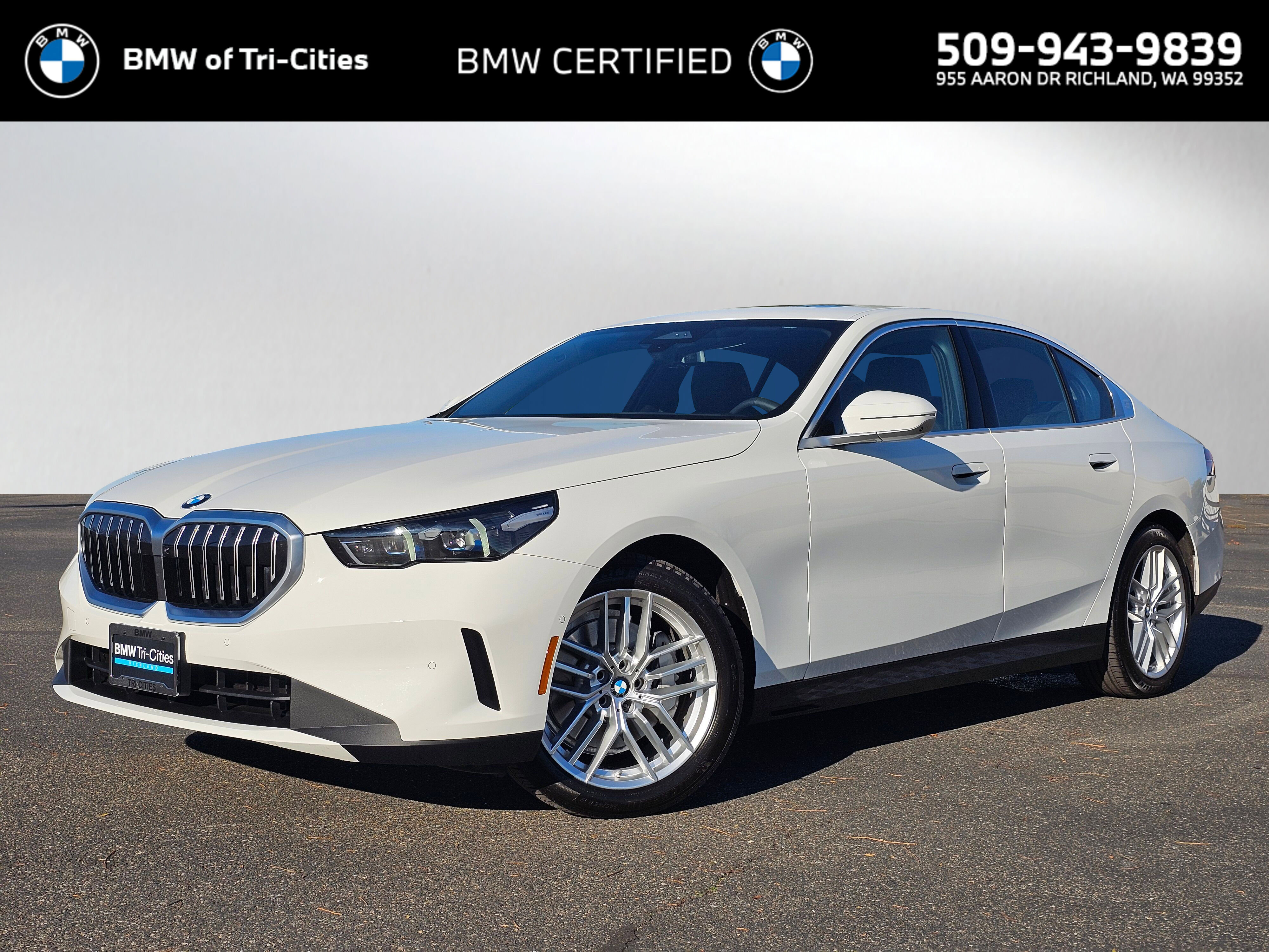 Certified 2025 BMW 530i xDrive w/ Premium Package