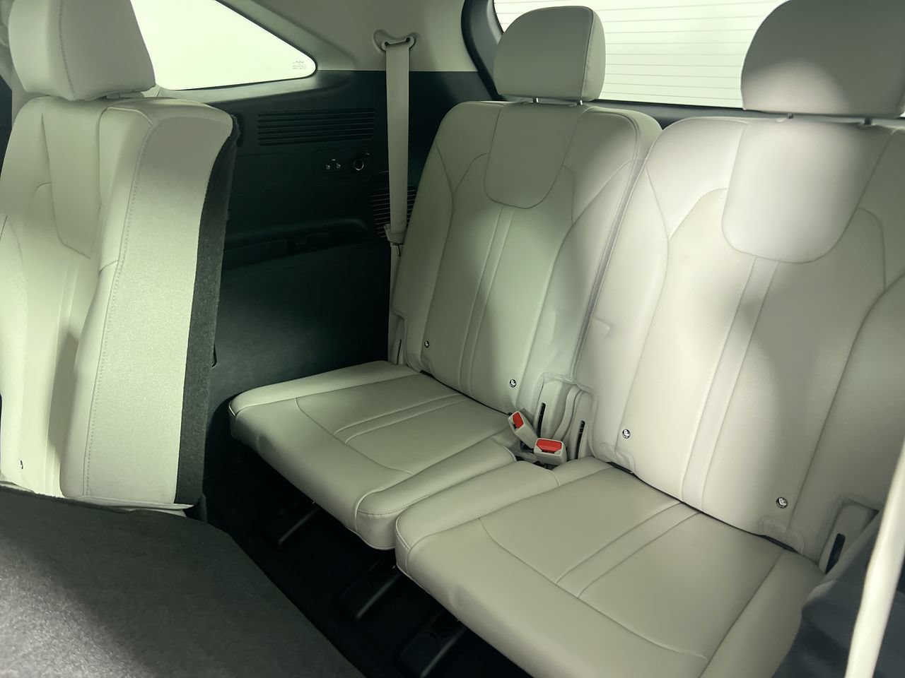New 2026 Kia Sorento S FWD image 27