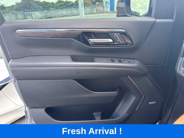 Used 2026 Chevrolet Tahoe Z71 w/ Comfort Package AWD/4WD image 13