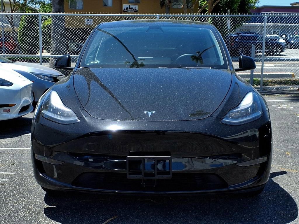 Used 2021 Tesla Model Y Long Range AWD/4WD image 2