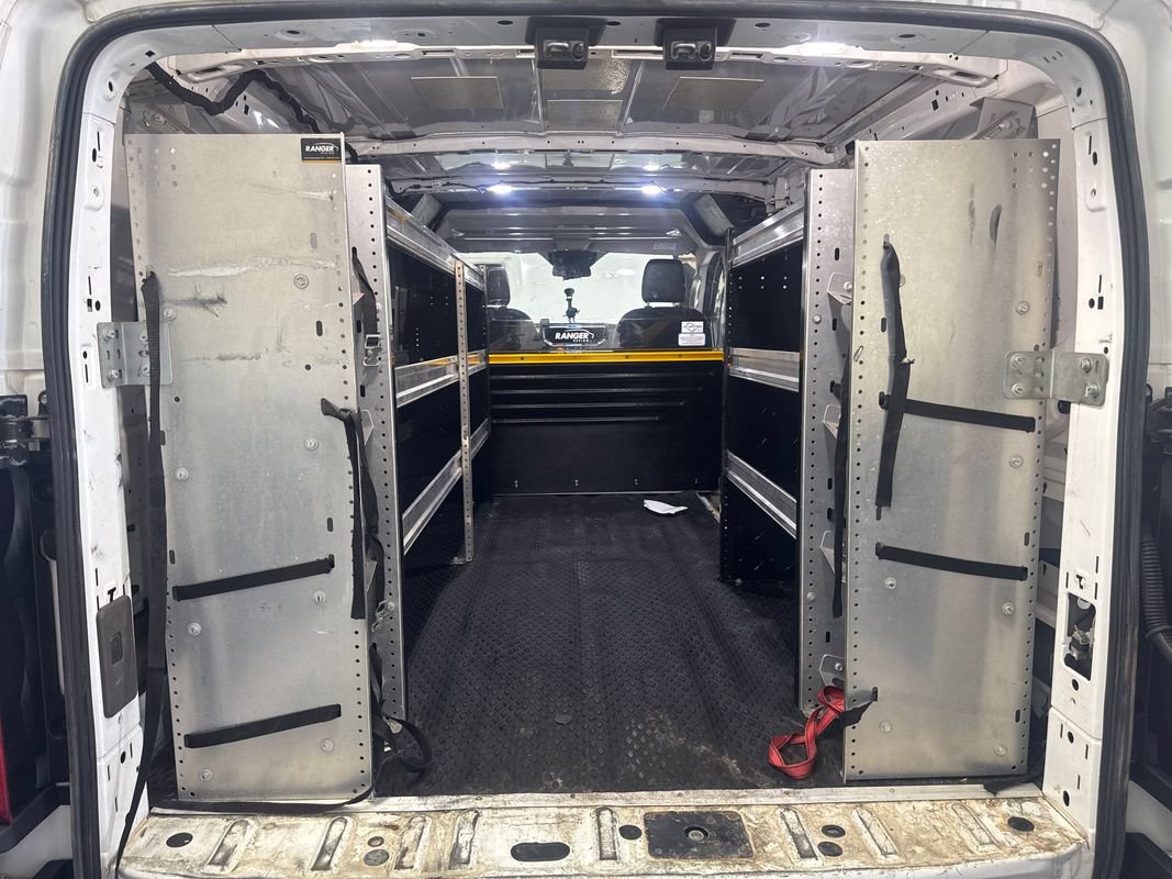 Used 2020 Ford Transit 250 Low Roof RWD image 15