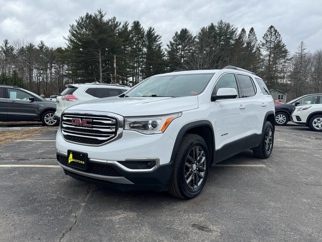 Used 2018 GMC Acadia SLT AWD/4WD image 4