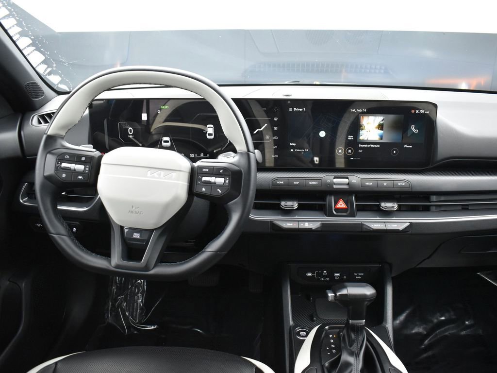 Certified 2025 Kia K4 GT-Line w/ GT-Line Premium Package image 17