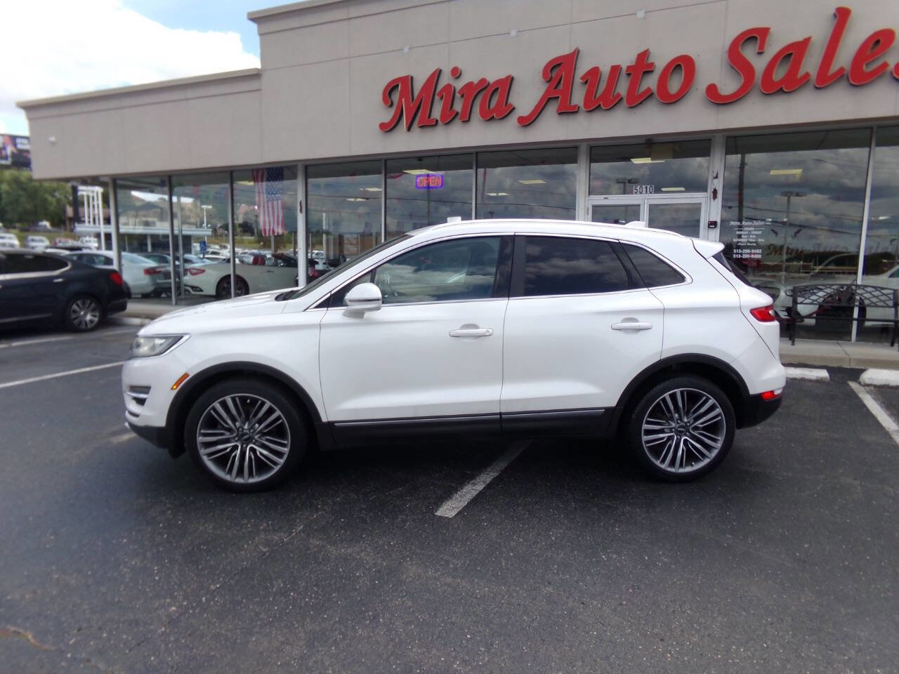 Used 2015 Lincoln MKC AWD w/ Equipment Group 102A Reserve image 2