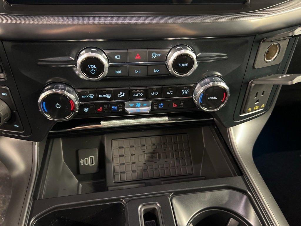 New 2025 Ford F150 Lariat w/ Equipment Group 502A High image 13