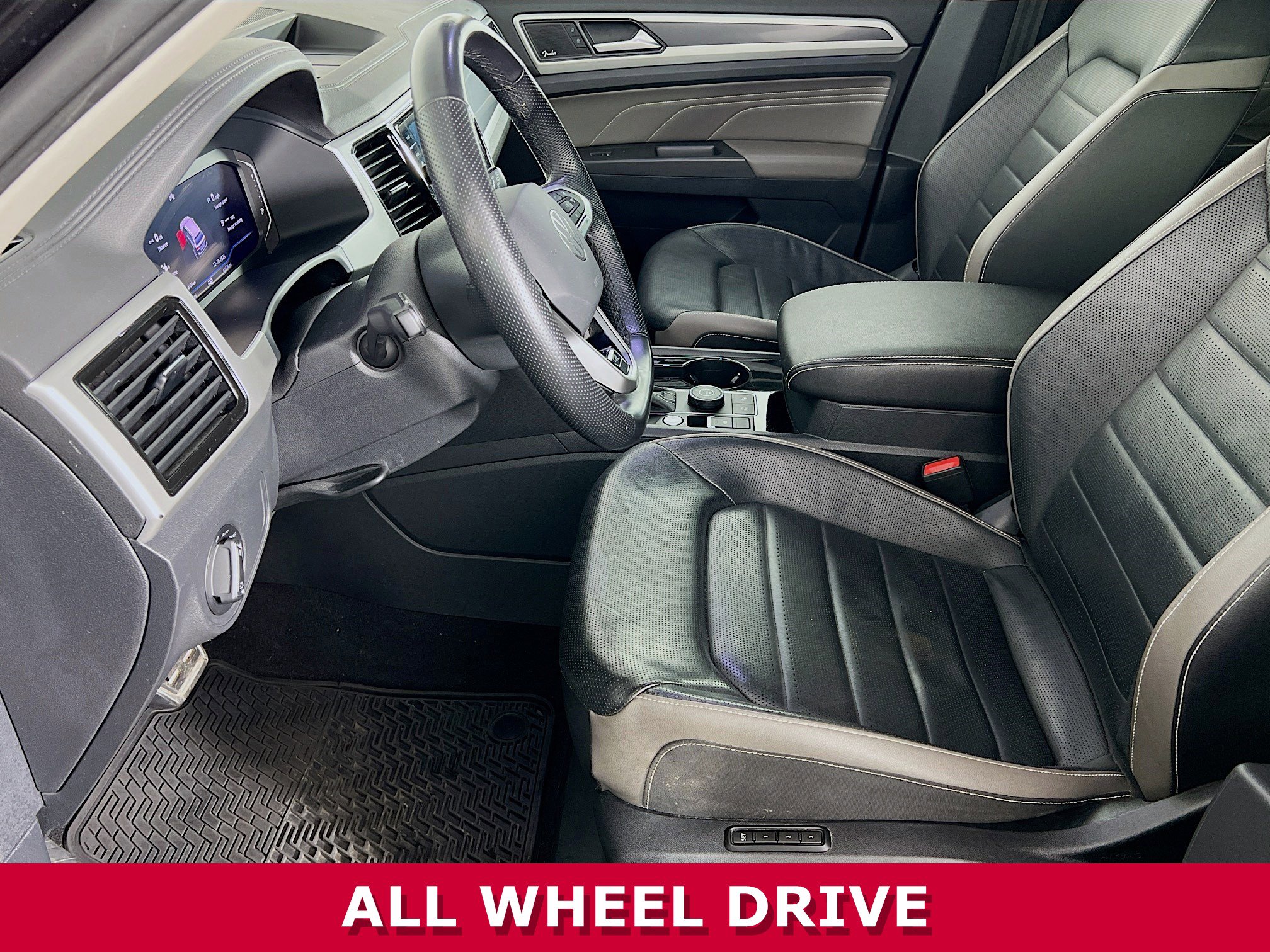 Used 2023 Volkswagen Atlas SEL Premium image 3