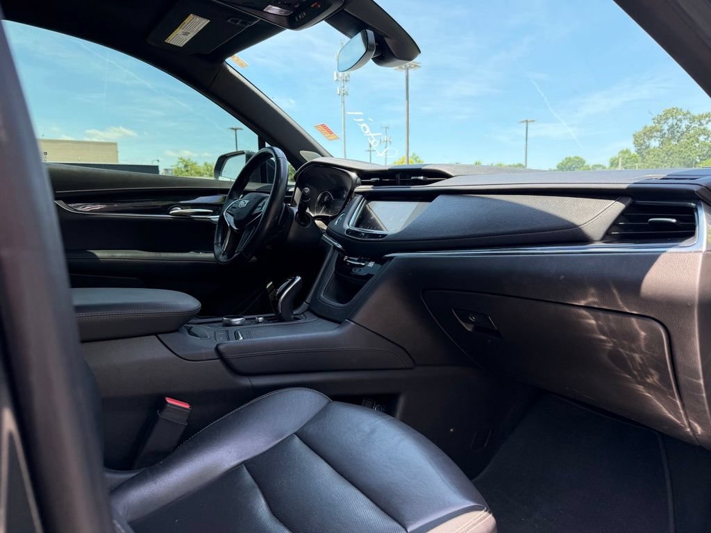 Used 2020 Cadillac XT5 Premium Luxury FWD image 29