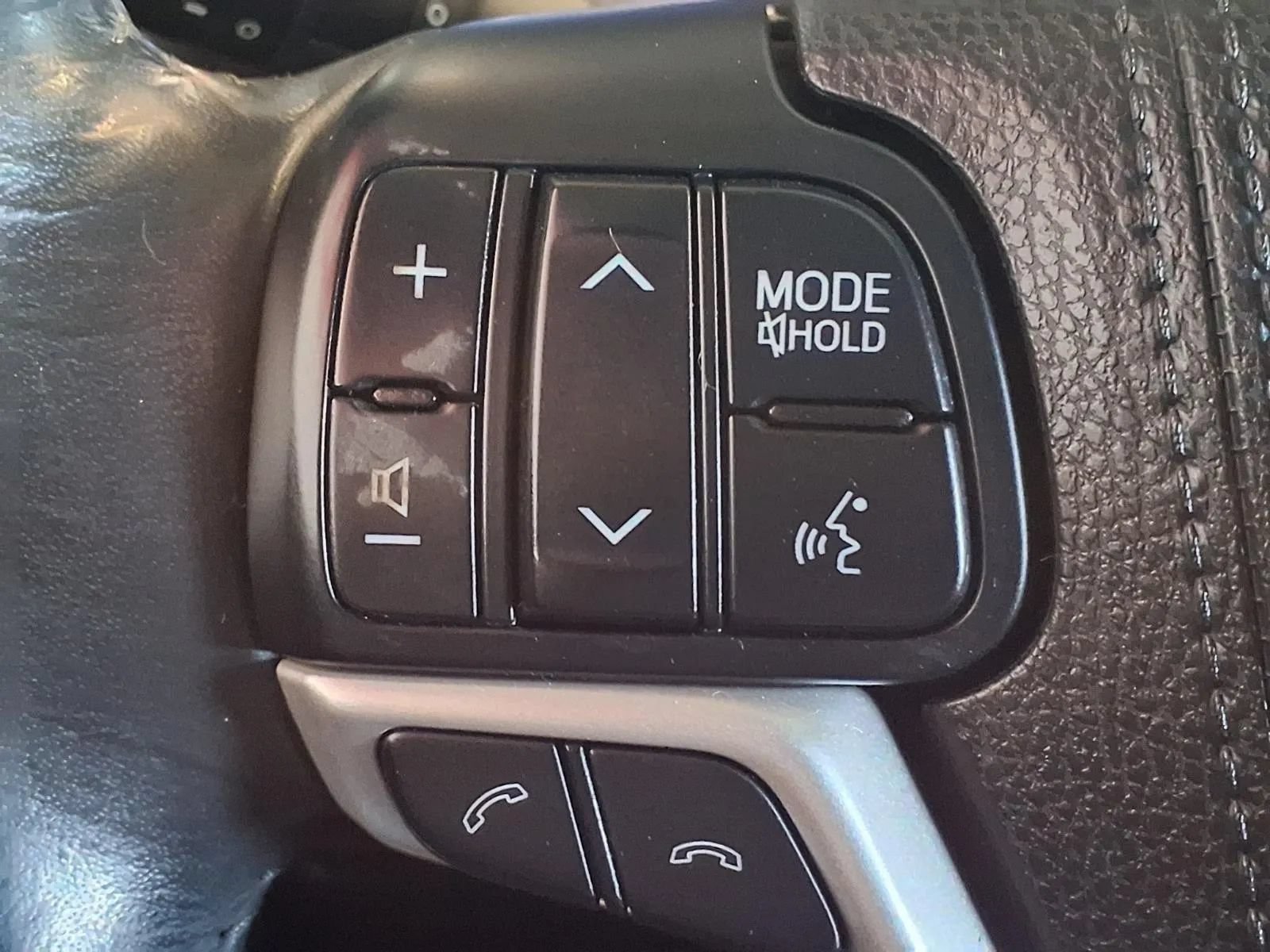 Used 2017 Toyota Highlander XLE AWD/4WD image 31