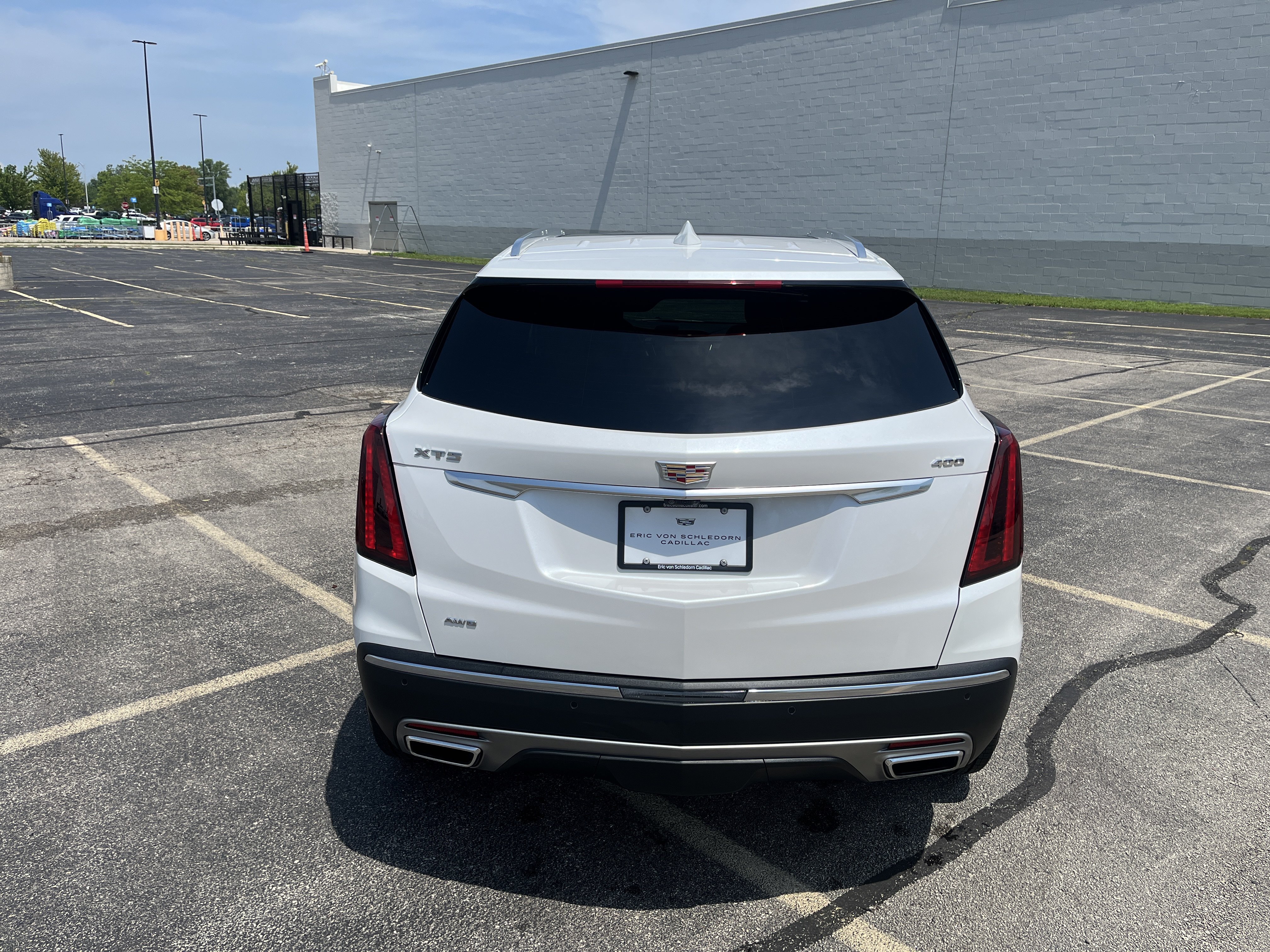 Used 2026 Cadillac XT5 Premium Luxury w/ Driver Assist Package AWD/4WD image 5