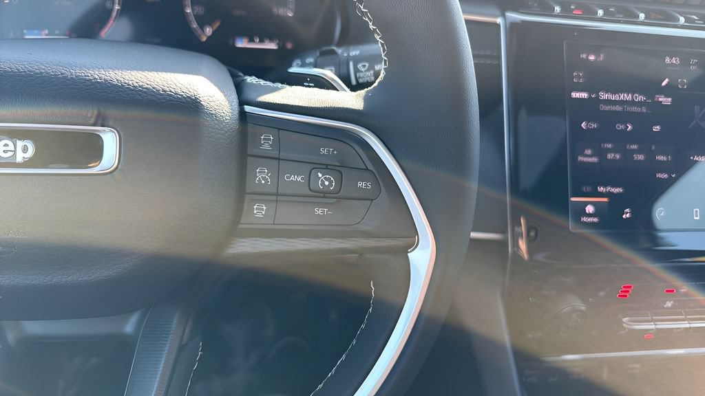 New 2026 Jeep Grand Cherokee Laredo X AWD/4WD image 31