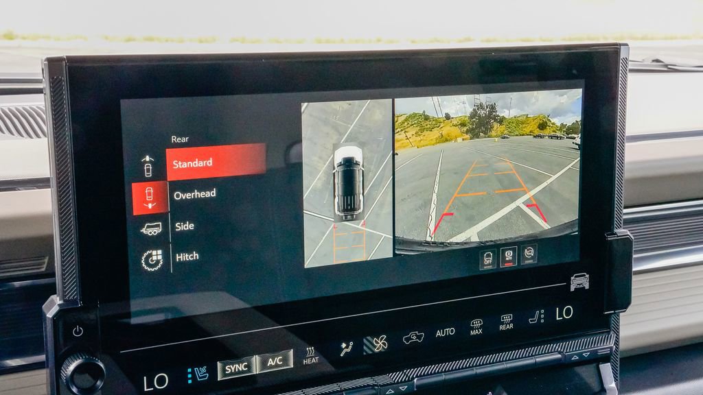 Used 2026 GMC Hummer EV SUV w/ LPO, Dark Essentials Package AWD/4WD image 22