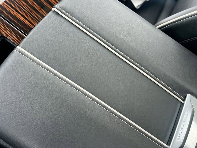 Used 2023 Cadillac Escalade Premium Luxury w/ Performance Package image 25