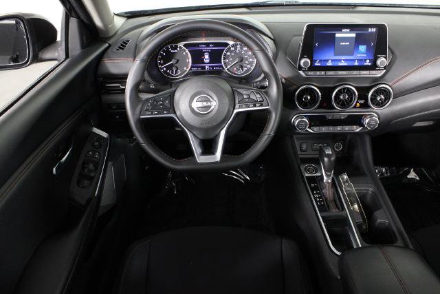 Certified 2025 Nissan Sentra SR FWD image 7