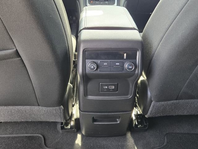 Used 2020 GMC Acadia SLE image 18