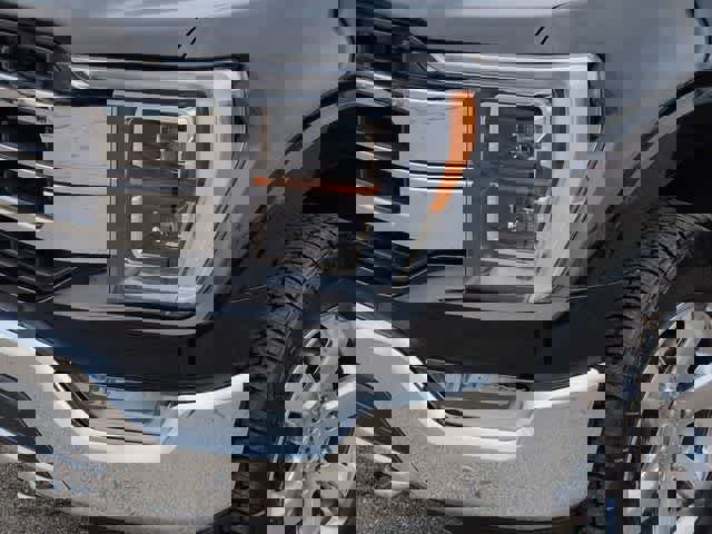 Used 2022 Ford F150 Lariat w/ Equipment Group 502A High image 11