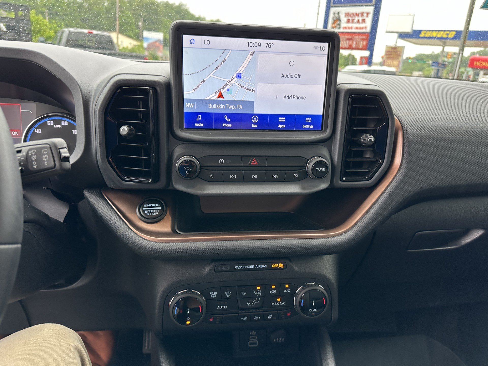 Used 2024 Ford Bronco Sport Outer Banks AWD/4WD image 13