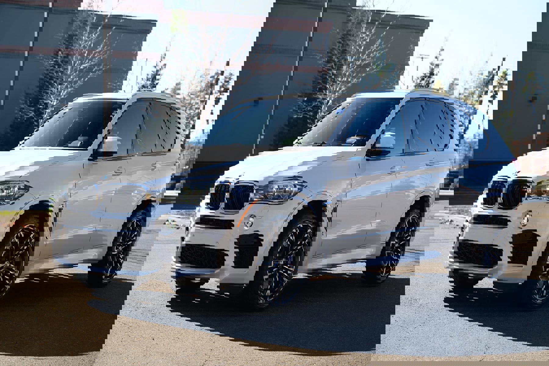 Used 2016 BMW X5 M image 3