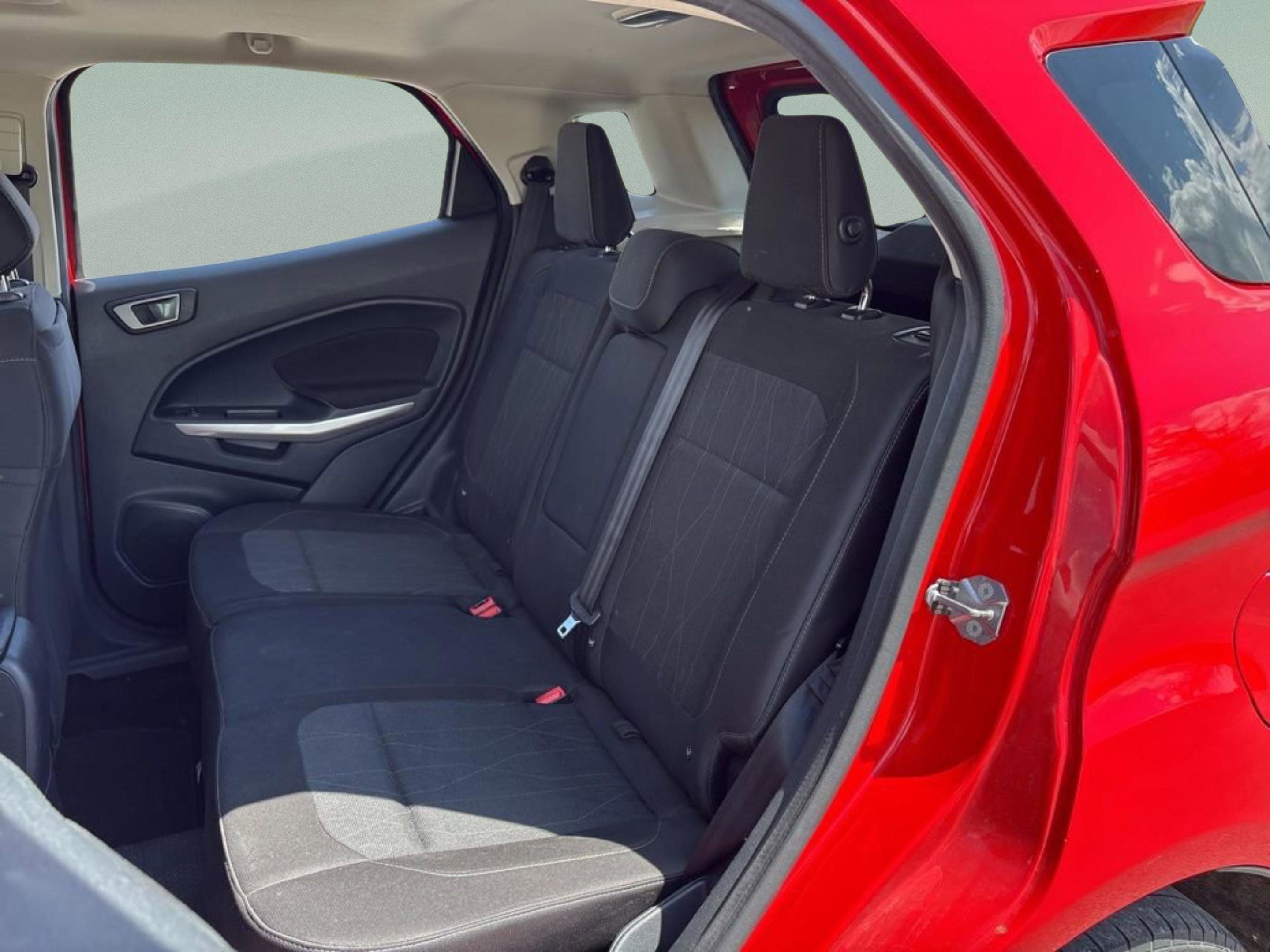 Used 2020 Ford EcoSport SE w/ SE Convenience Package FWD image 28