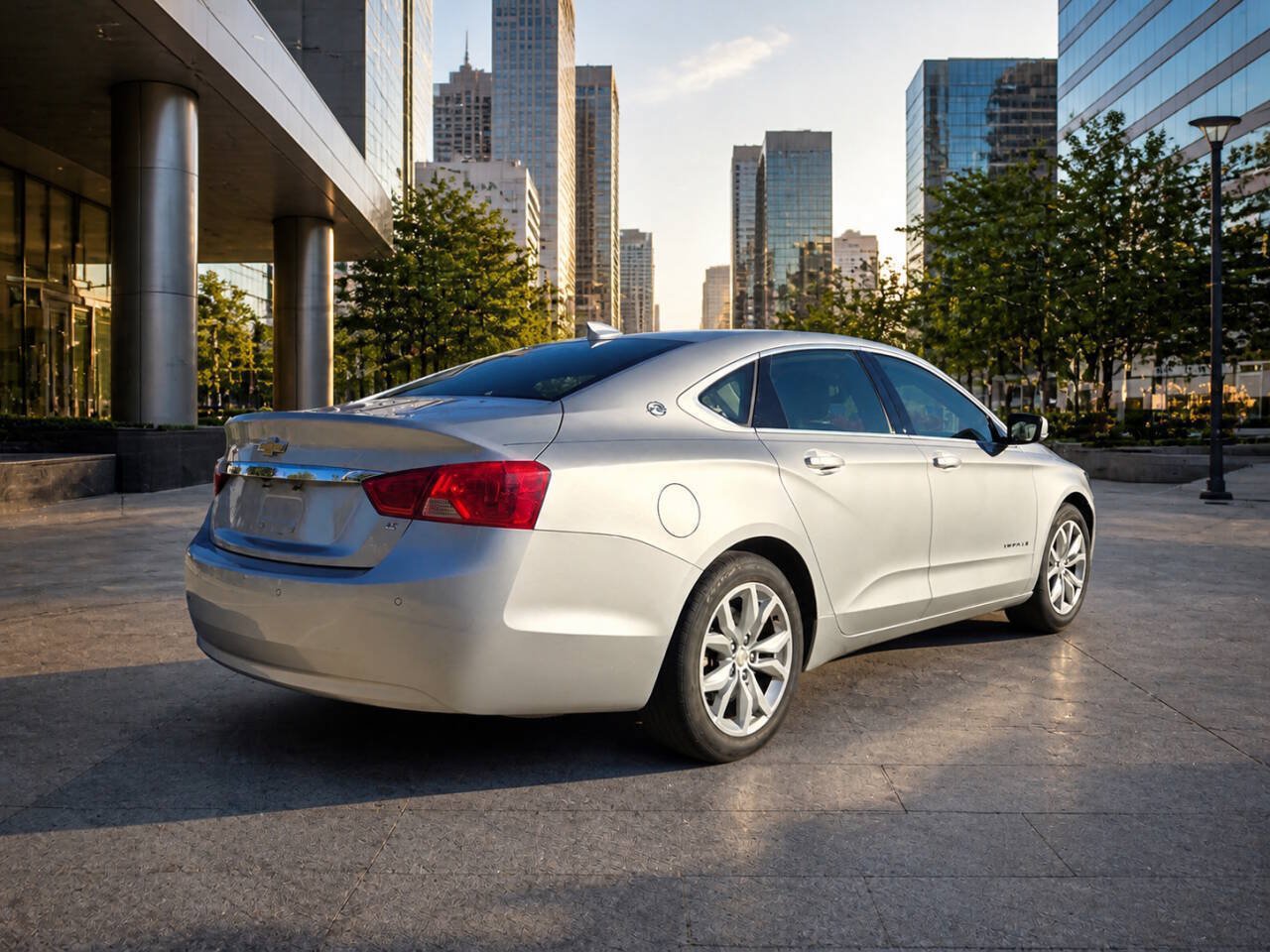 Used 2016 Chevrolet Impala LT w/ Convenience Package FWD image 8