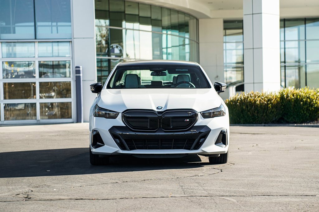 Used 2025 BMW i5 M60 w/ Executive Package image 2