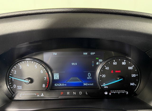 Used 2023 Ford Explorer XLT w/ Equipment Group 202A RWD image 12