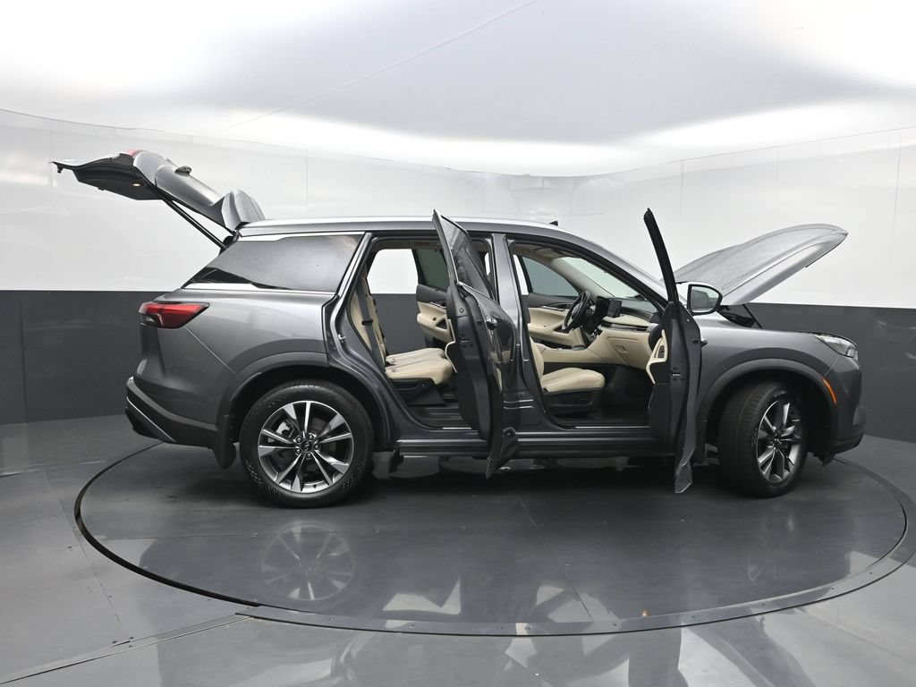 Used 2023 INFINITI QX60 Luxe w/ Cargo Package FWD image 39