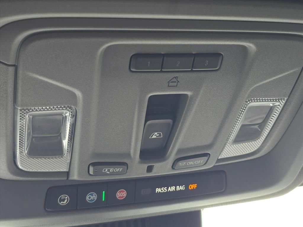 Used 2025 GMC Sierra 1500 Elevation w/ Preferred Package image 23