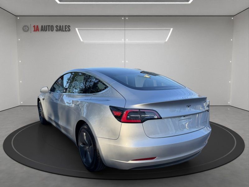 Used 2018 Tesla Model 3 Long Range AWD/4WD image 3