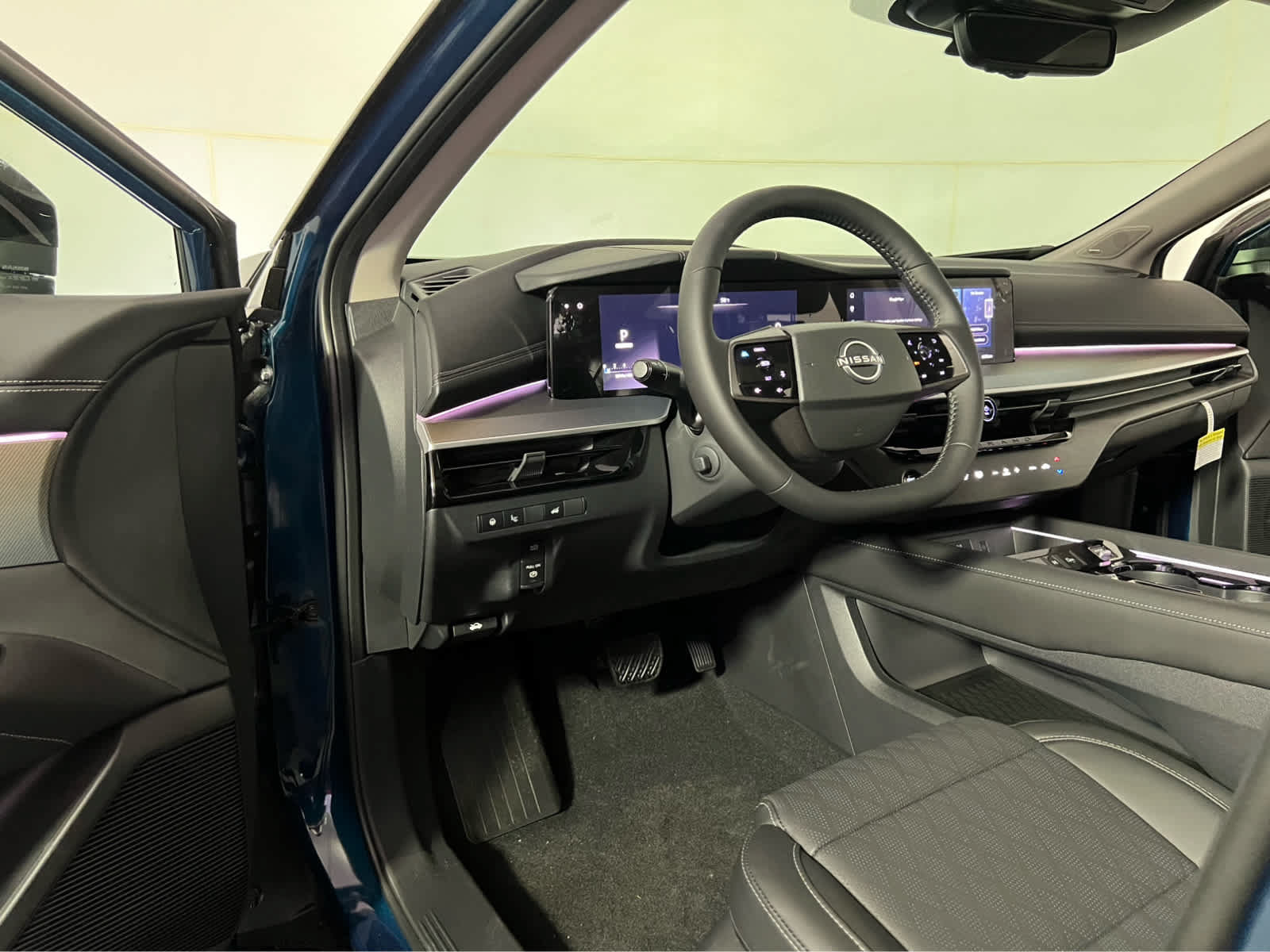 New 2026 Nissan Murano Platinum w/ Cargo Package AWD/4WD image 14
