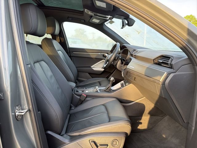 Used 2024 Audi Q3 2.0T Premium image 23